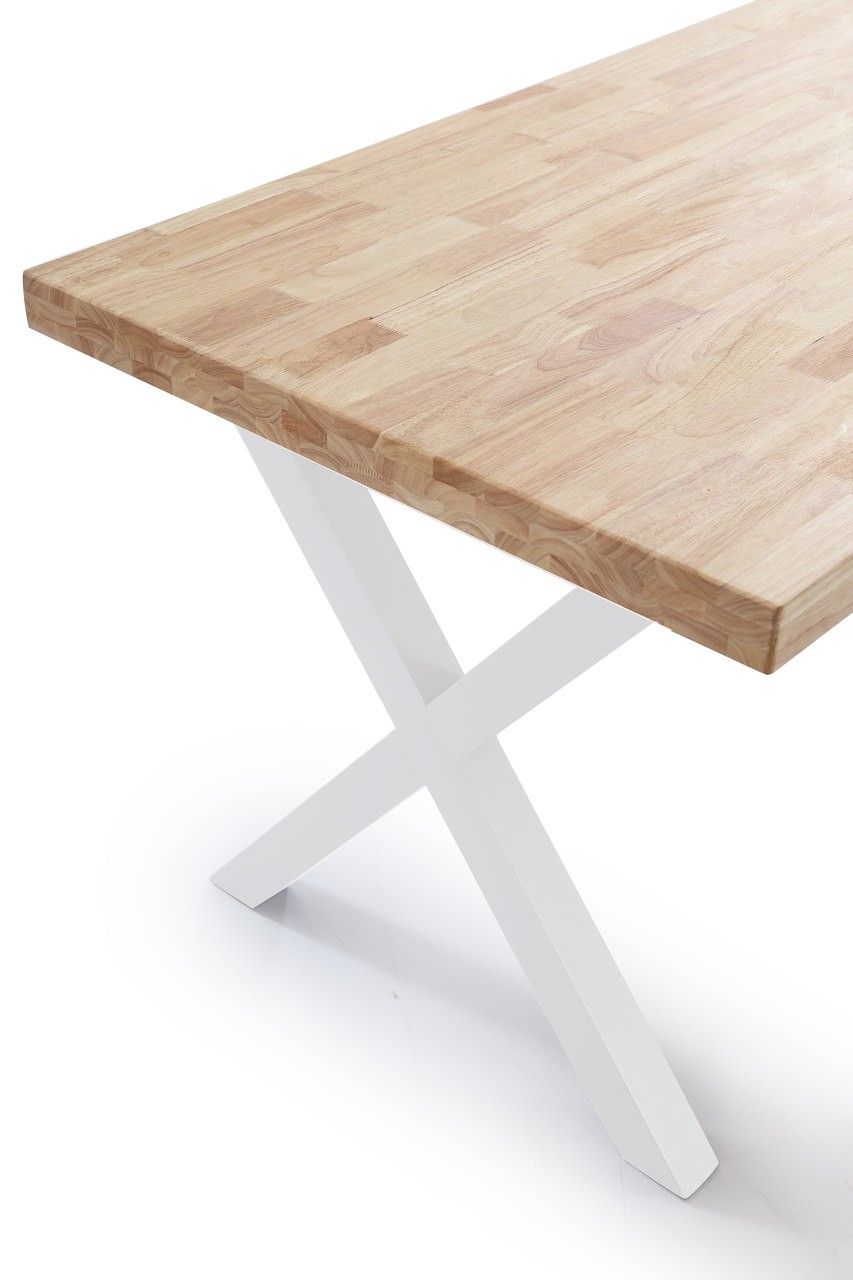 Mesa comedor con patas formas de X Mesa comedor con patas formas de X