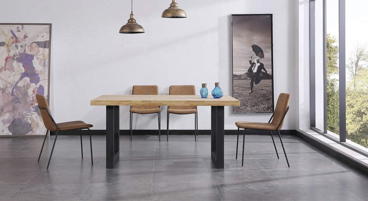 Mesa comedor en madera salvaje