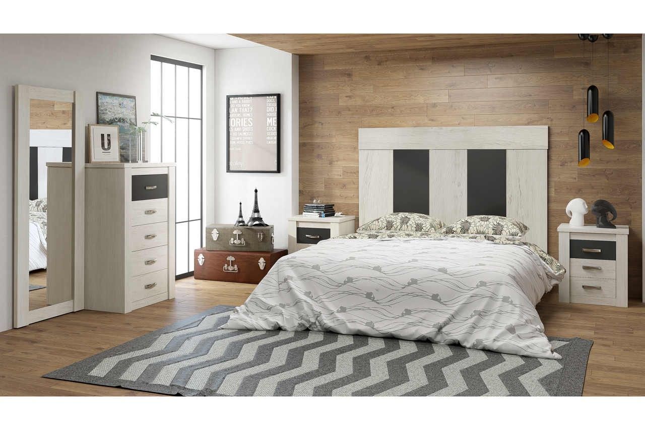 Dormitorio de matrimonio con cabecero alto original