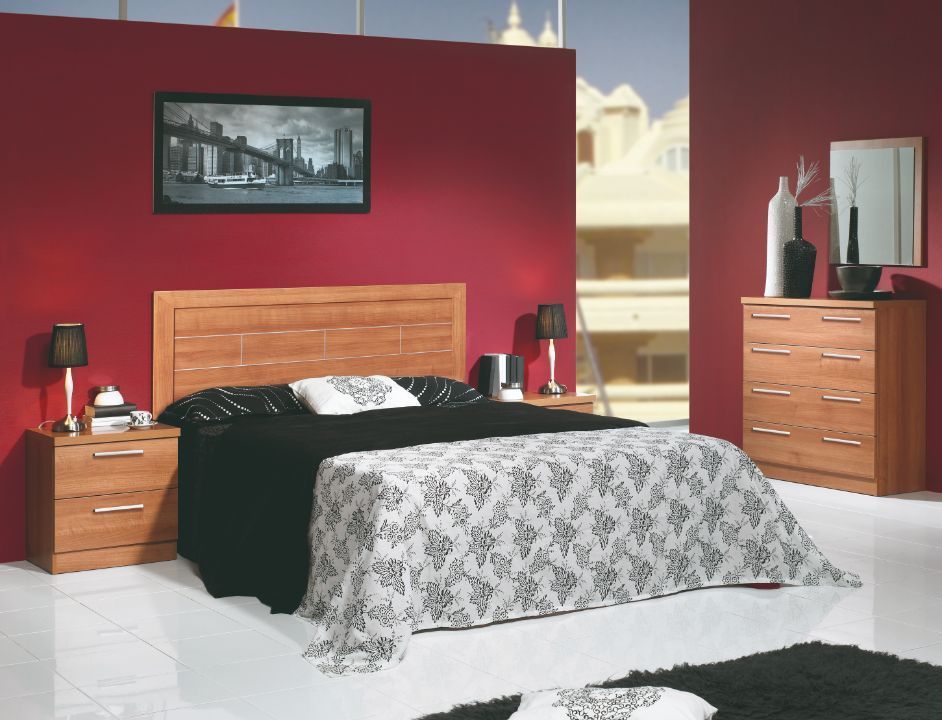 Dormitorio de matrimonio moderno con cabecero decoración plata