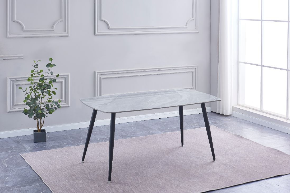 Mesa comedor tapa de cerámica imitación mármol