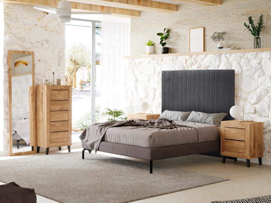 Dormitorio de matrimonio roble cabecero tapizado franjas