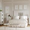 Dormitorio de matrimonio blanco con cabecero con mandala plata Dormitorio de matrimonio blanco con cabecero con mandala plata